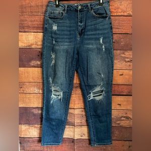 Wax Jean Womens/ Juniors Medium Wash Distressed Straight Leg Denim Jeans 13/31
